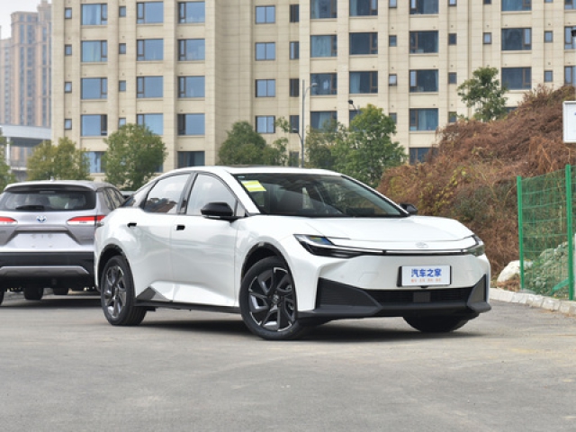 Toyota BZ3 517 km Elite Pro 2024