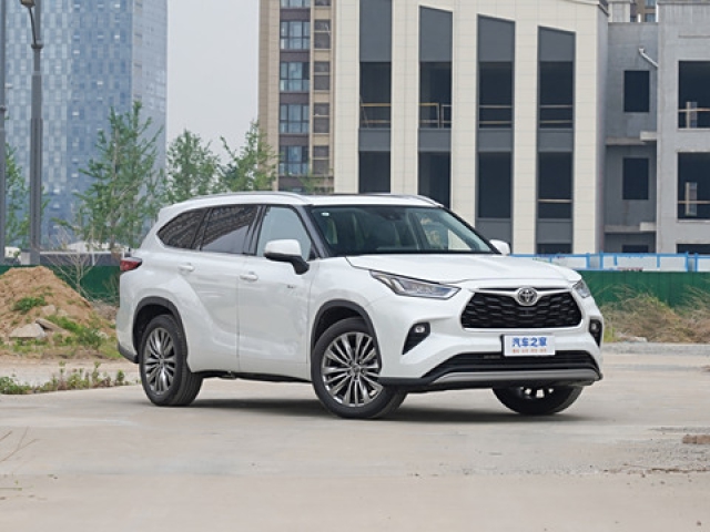 Toyota Highlander Supreme 7 seater 2024