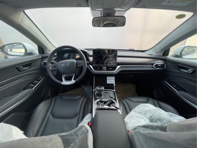 Hongqi E-HS3 2021 из Китая от 24,100$