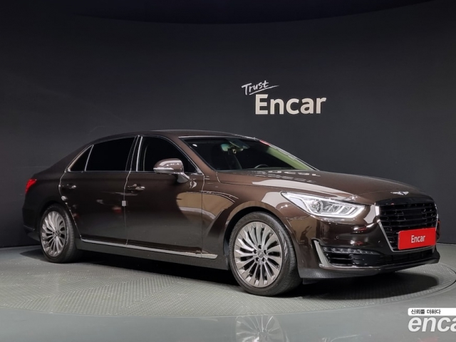 Genesis EQ900 2018