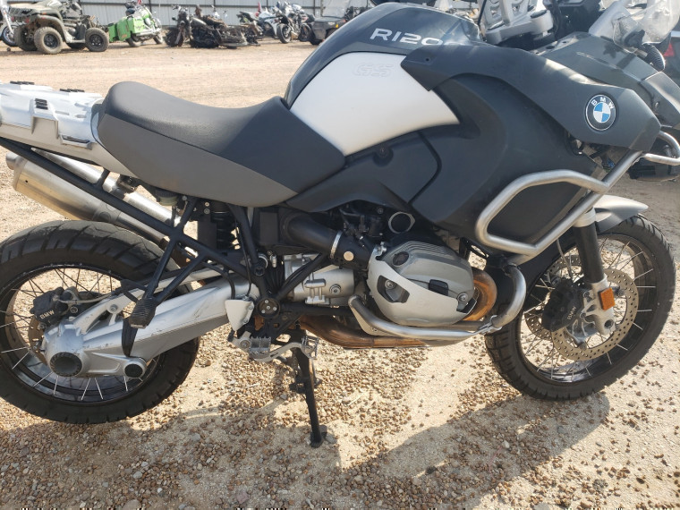 BMW R1200 GS Adventure 2011 из США за 3,200$