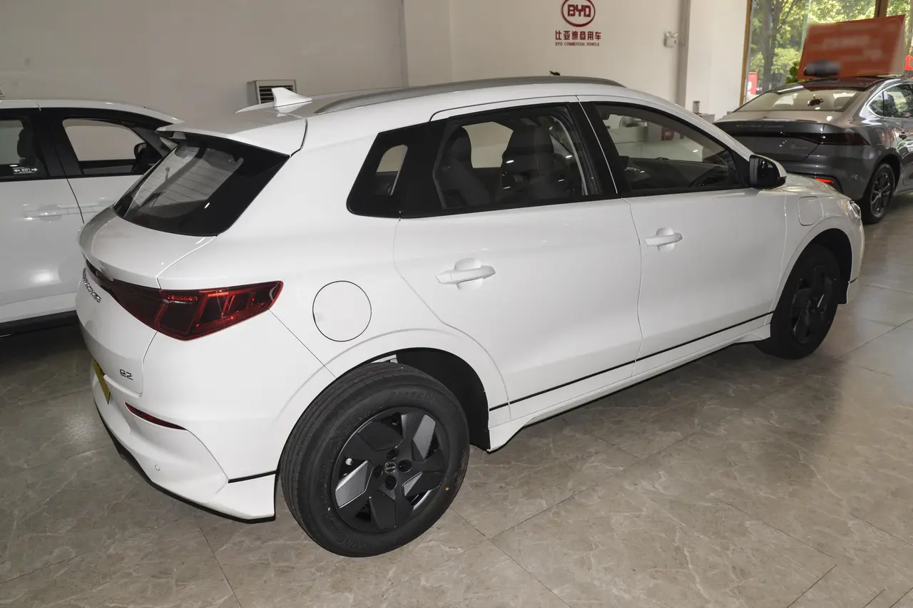 BYD e2 2023