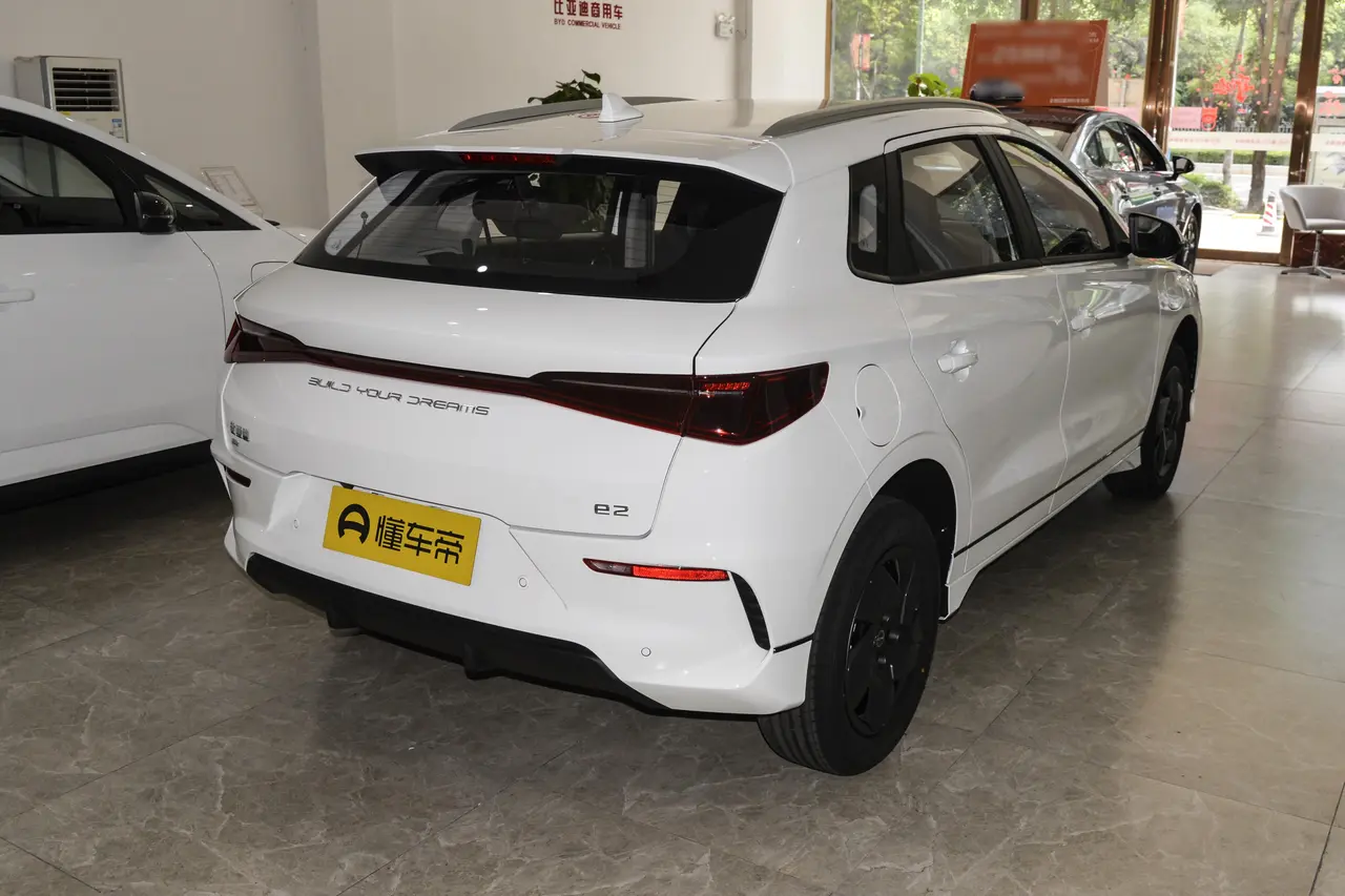 BYD e2 2023