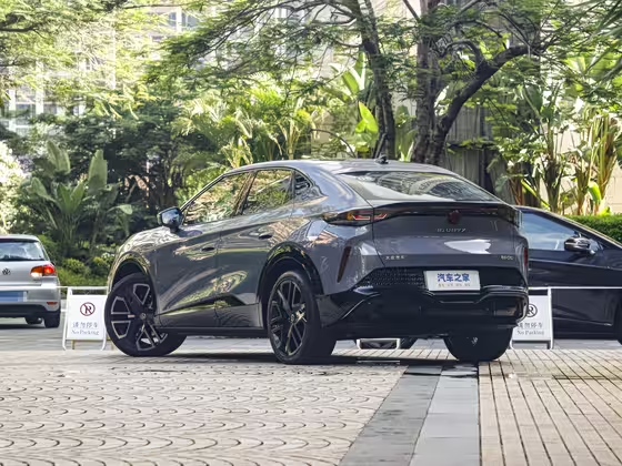 Volkswagen Unyx 2025