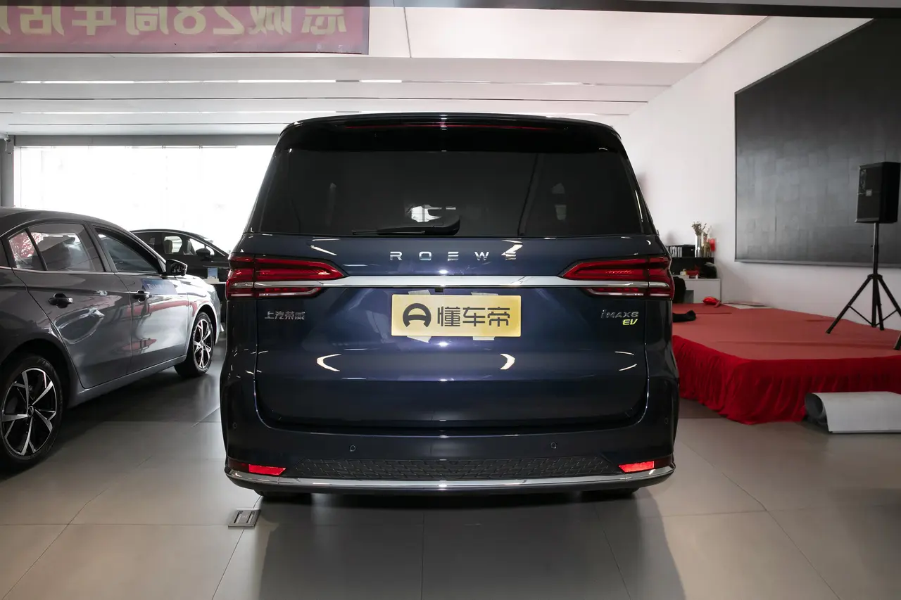 Roewe IMAX8 EV 2022