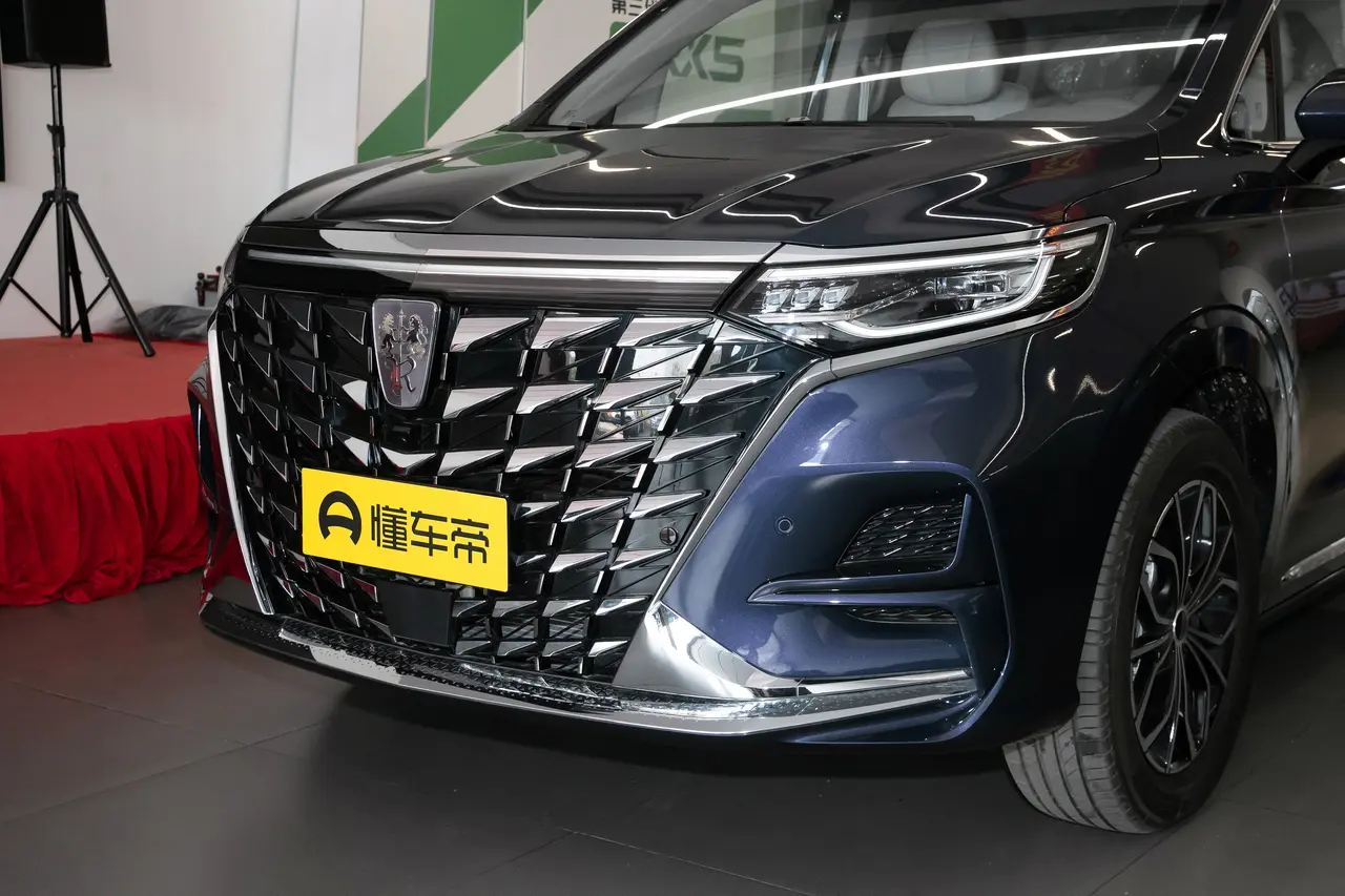 Roewe IMAX8 EV 2022