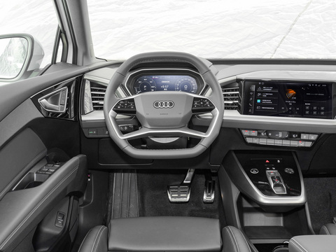 Audi Q4 e-tron 2024