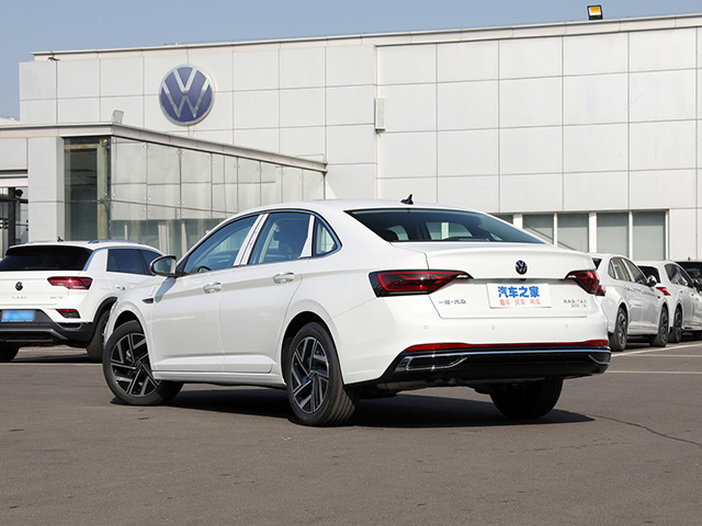 Volkswagen Sagitar 2022