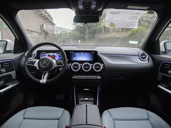 Mercedes E-Class 2025