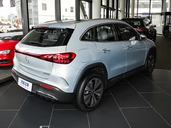 Mercedes E-Class 2025