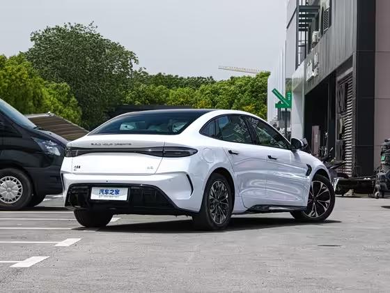 BYD seal 2024