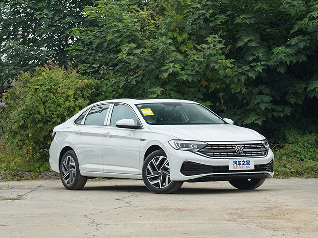 Volkswagen Sagitar 2022