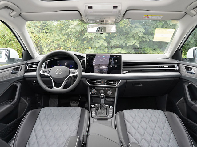 Volkswagen Sagitar 2022