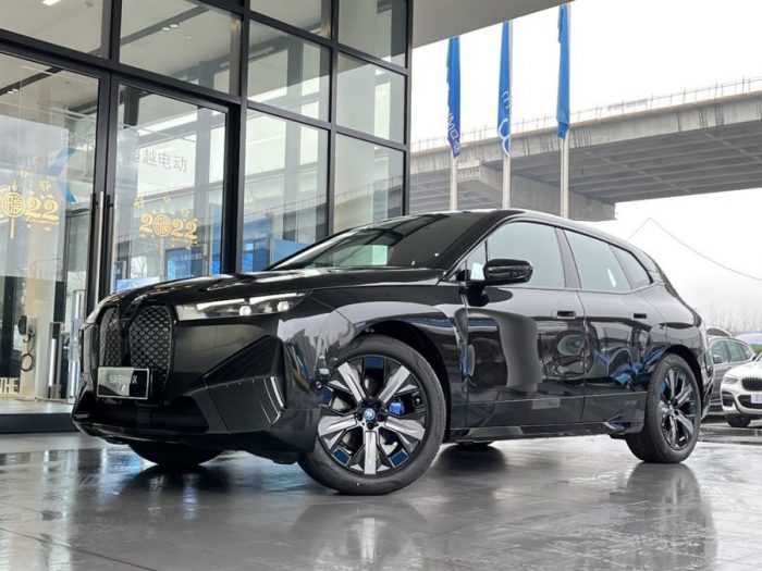 BMW iX 2022
