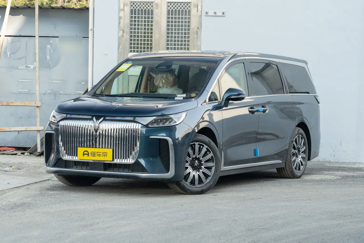 Voyah Dreamer EV 2025