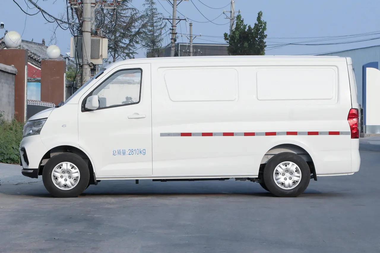 Changan Kaicheng Ruixing EM80 2023
