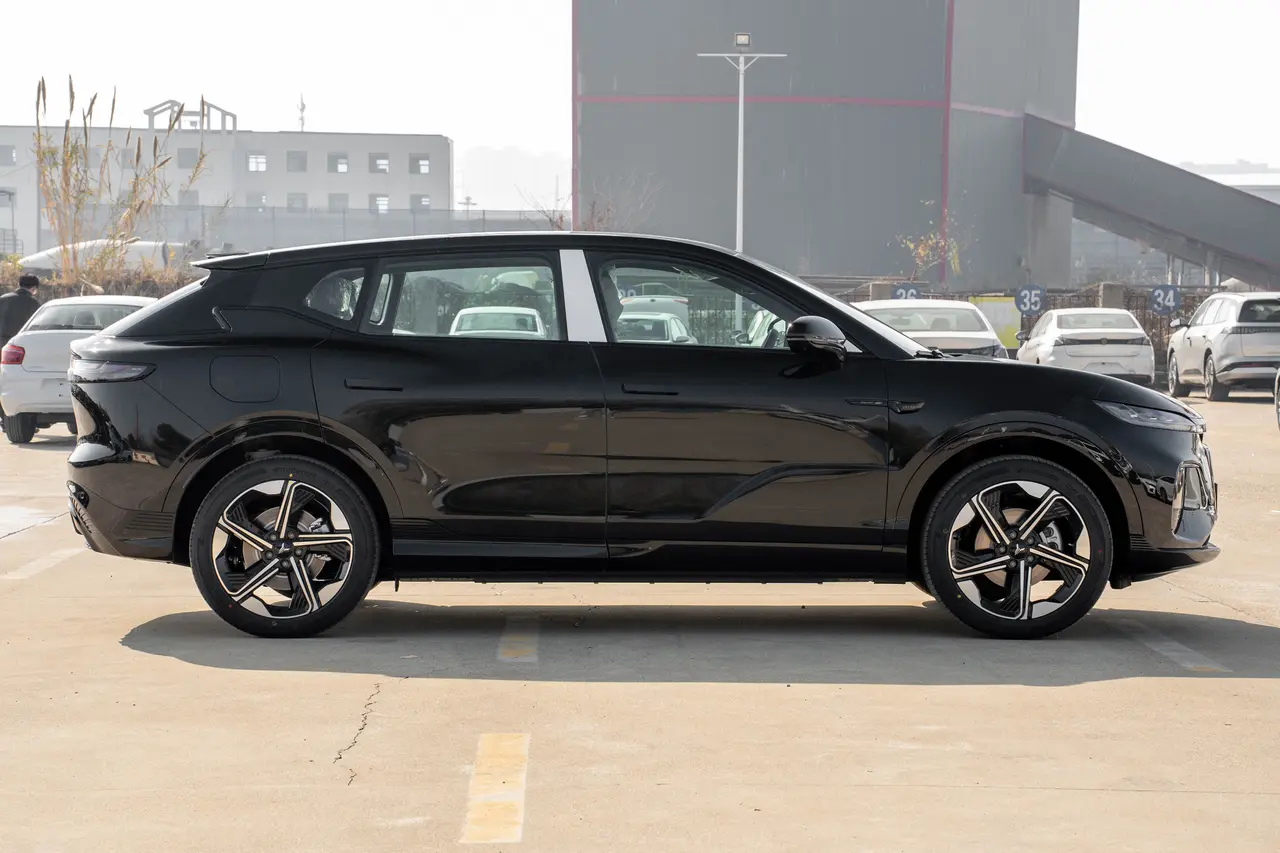 Voyah Confidant 2024