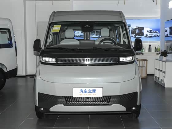 Farizon SuperVAN 2025