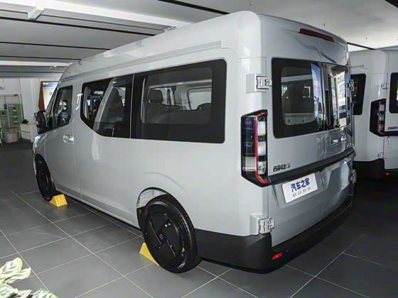 Farizon SuperVAN 2025