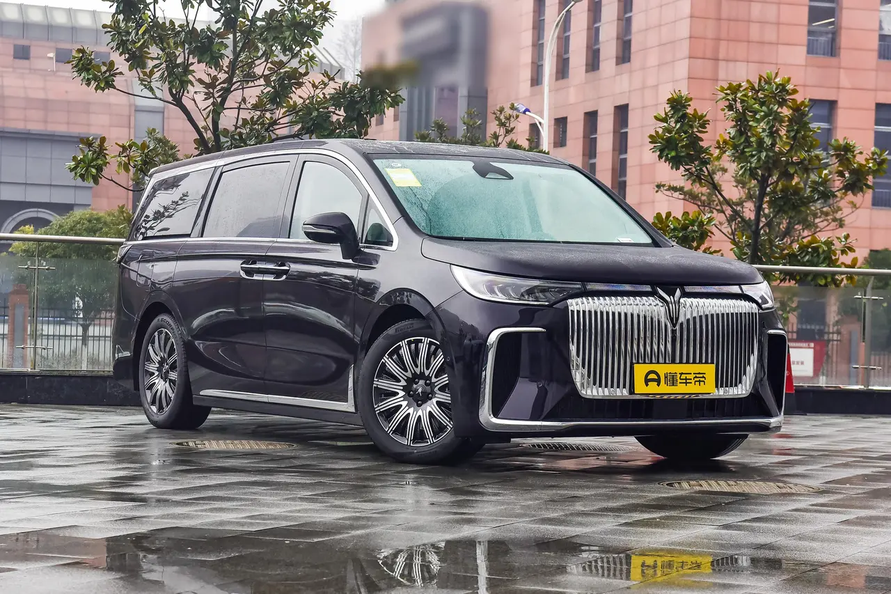 Voyah Dreamer EV 2025