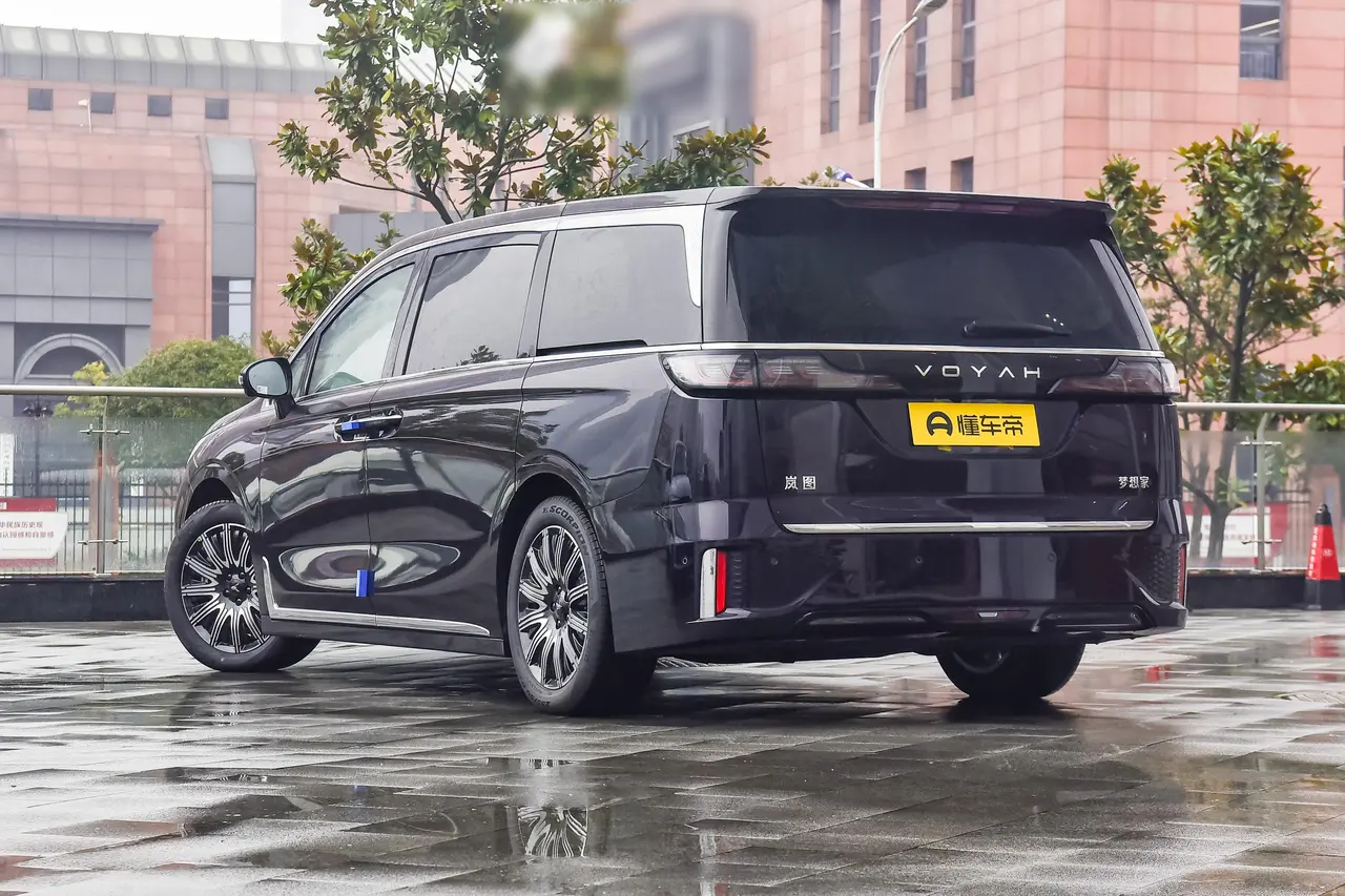 Voyah Dreamer EV 2025