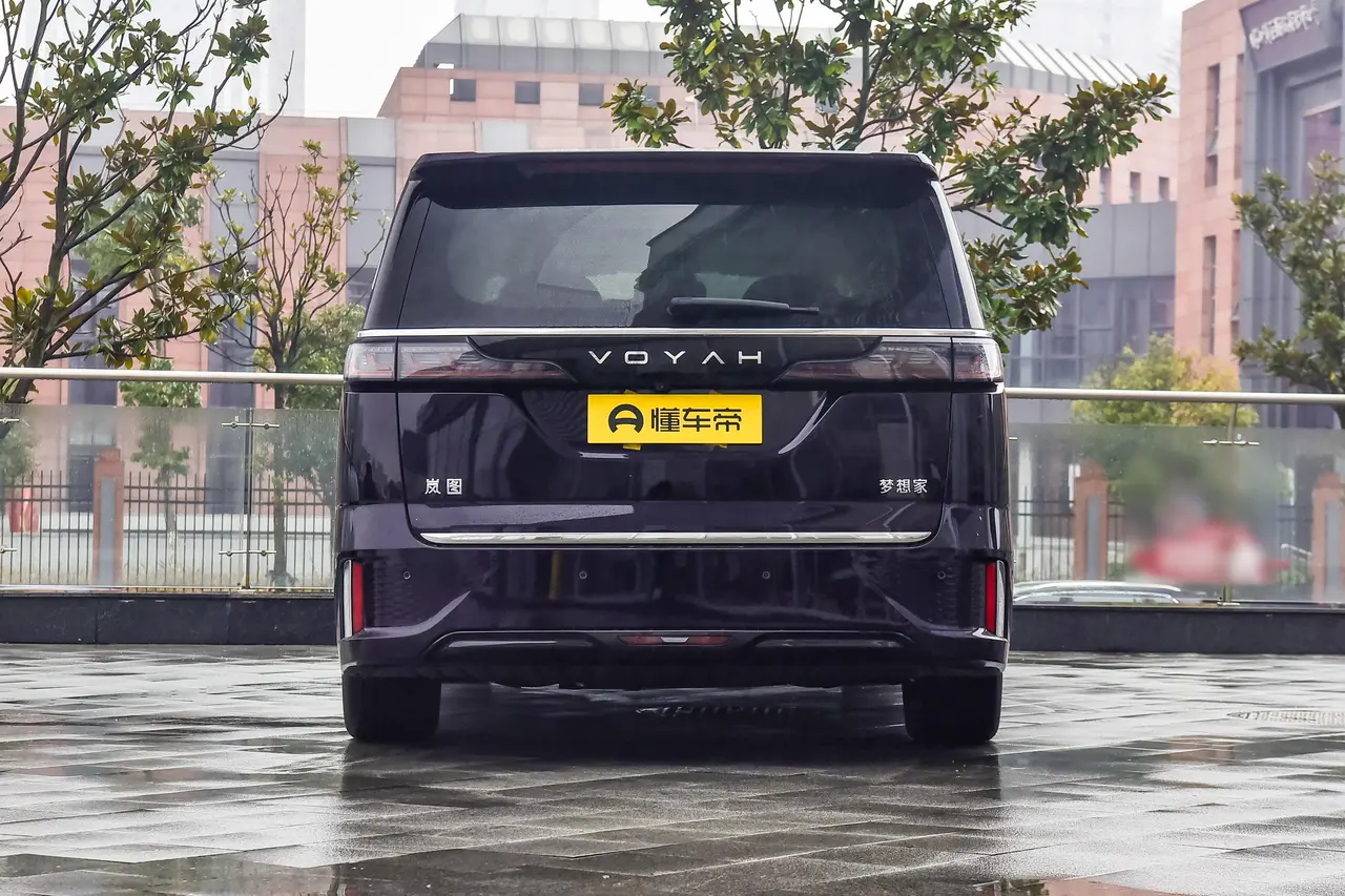 Voyah Dreamer EV 2025