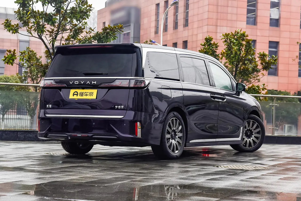Voyah Dreamer EV 2025