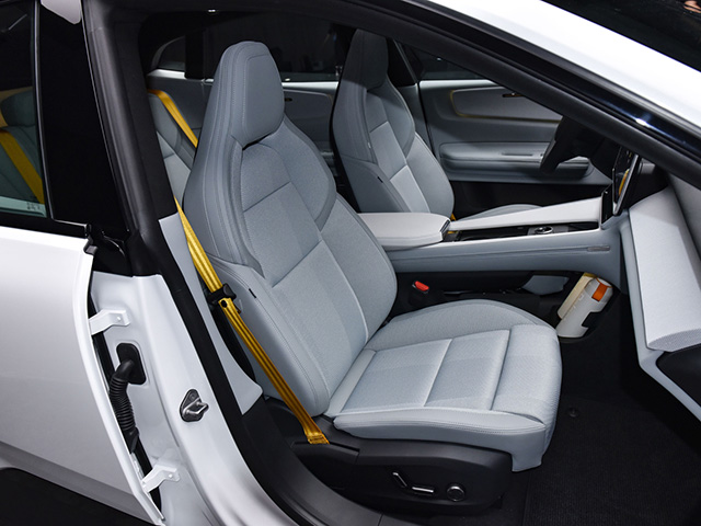 Polestar 4 2024