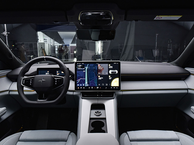 Polestar 4 2024