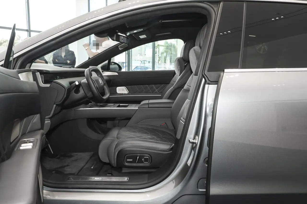 NIO ET9 2025