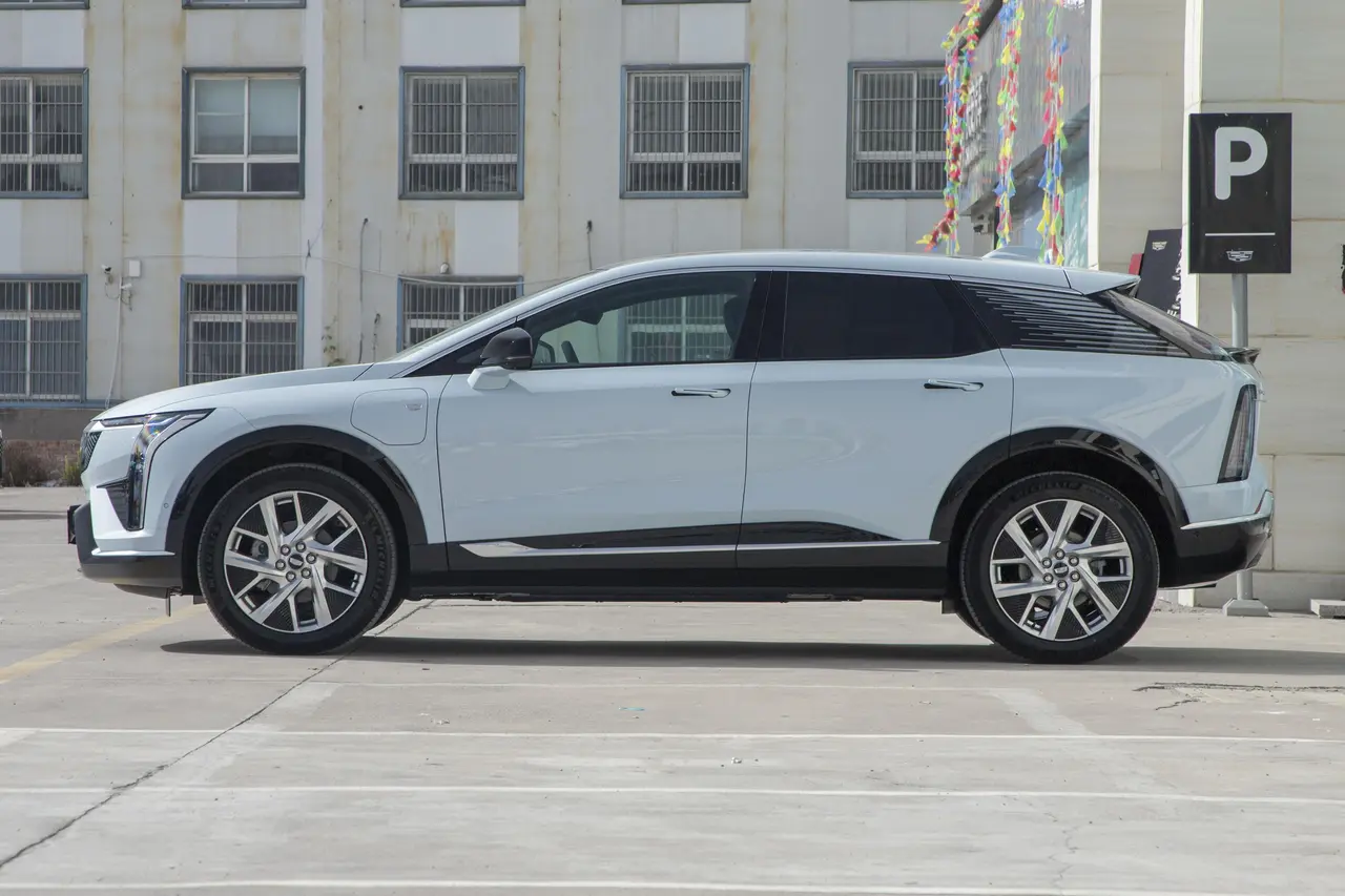 Cadillac Optiq 2024