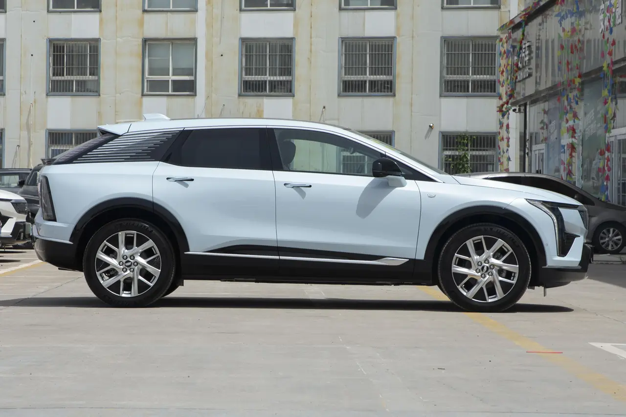 Cadillac Optiq 2024