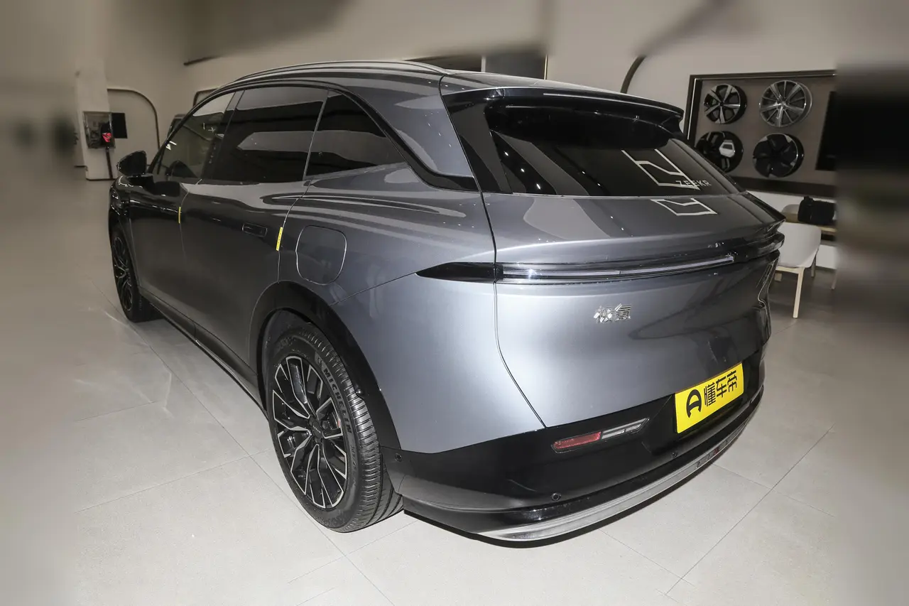 Zeekr 7X 2025