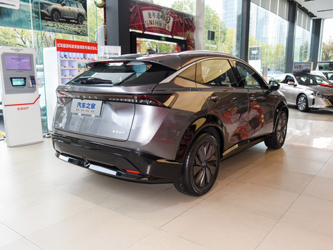 Nissan Ariya 2024