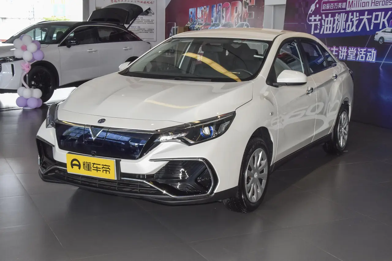 Venucia D60 EV 2022