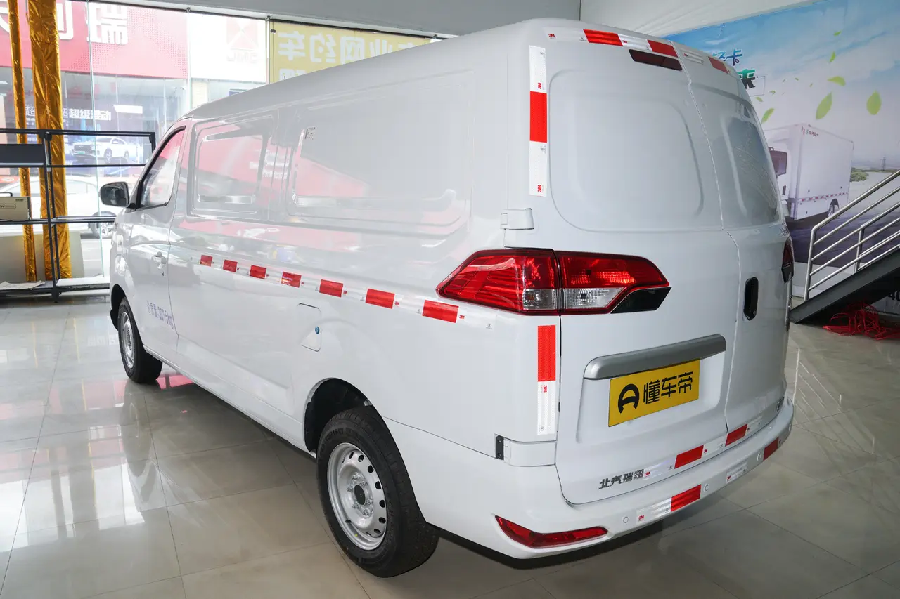 Baic Ruixiang Boten V2 EV 2022
