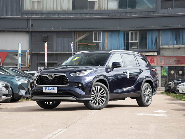 Toyota Highlander 2025