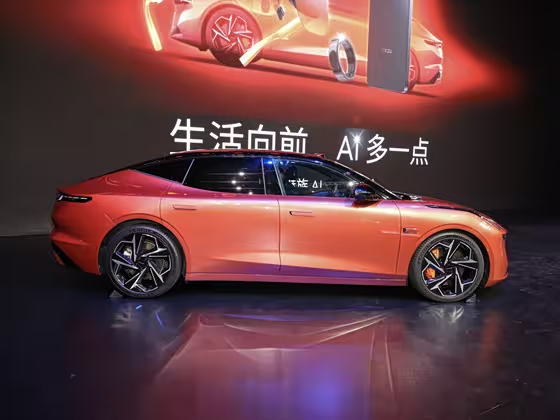 Lynk &amp; Co Z10 2024