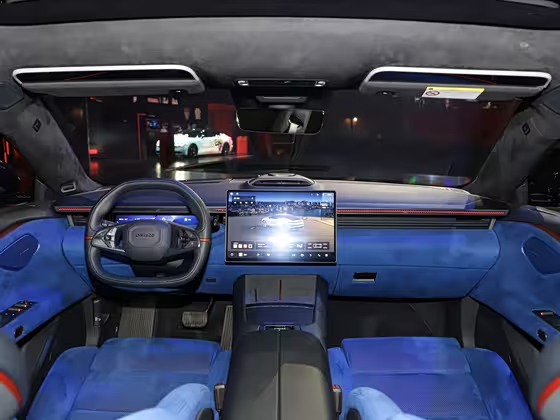 Lynk &amp; Co Z10 2024