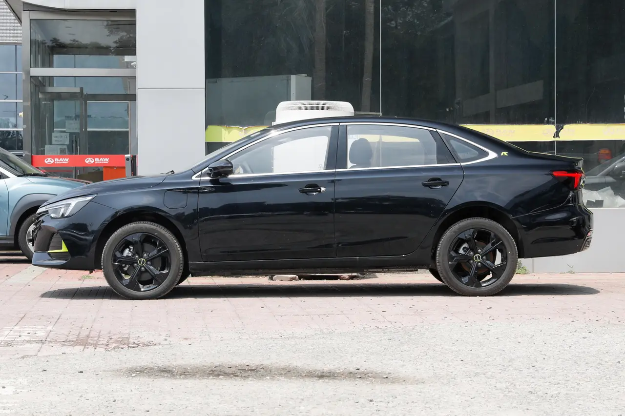 Roewe I6 Max EV 2022