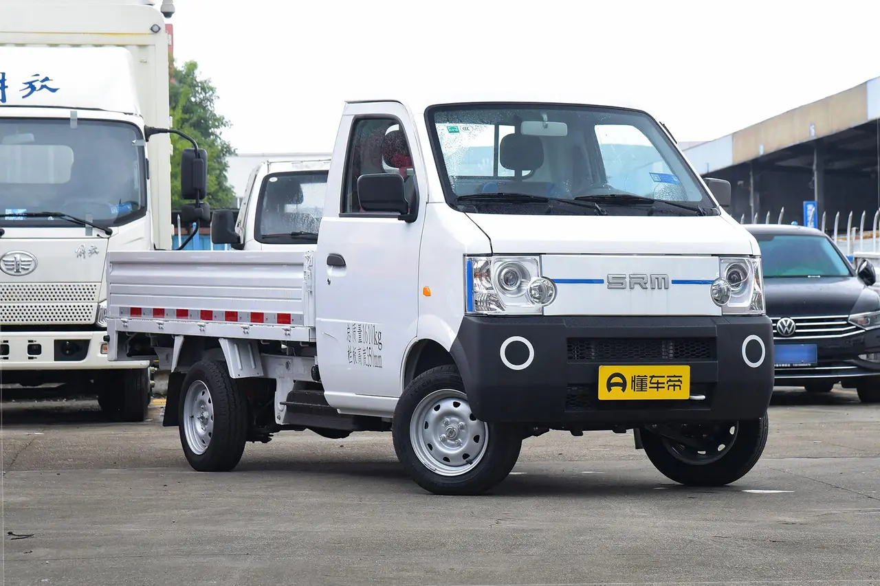 SRM Xinyuan T1L EV 2023