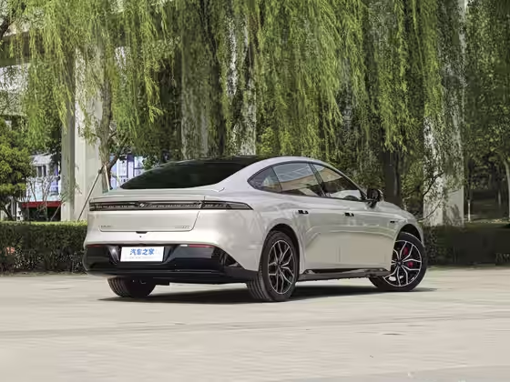 Dongfeng eπ007 2025