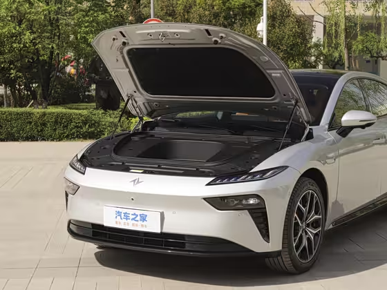 Dongfeng eπ007 2025