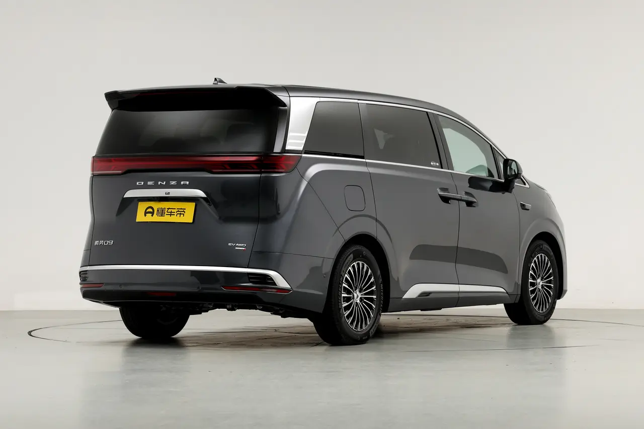 Denza D9 2025