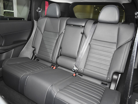 Mitsubishi Outlander 2024