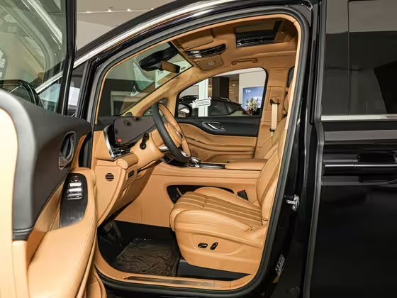 Voyah Dreamer PHEV 2024