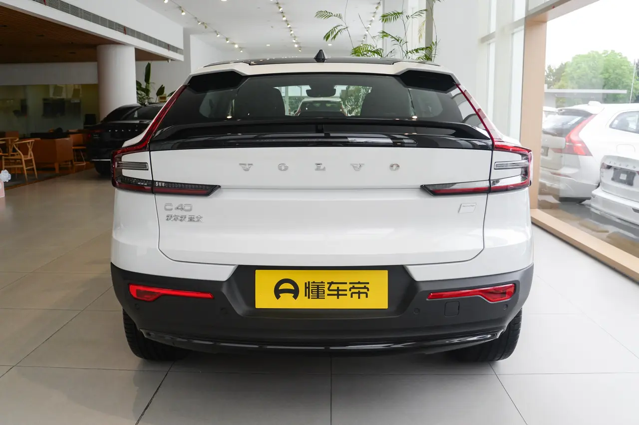 Volvo C40 Recharge 2024