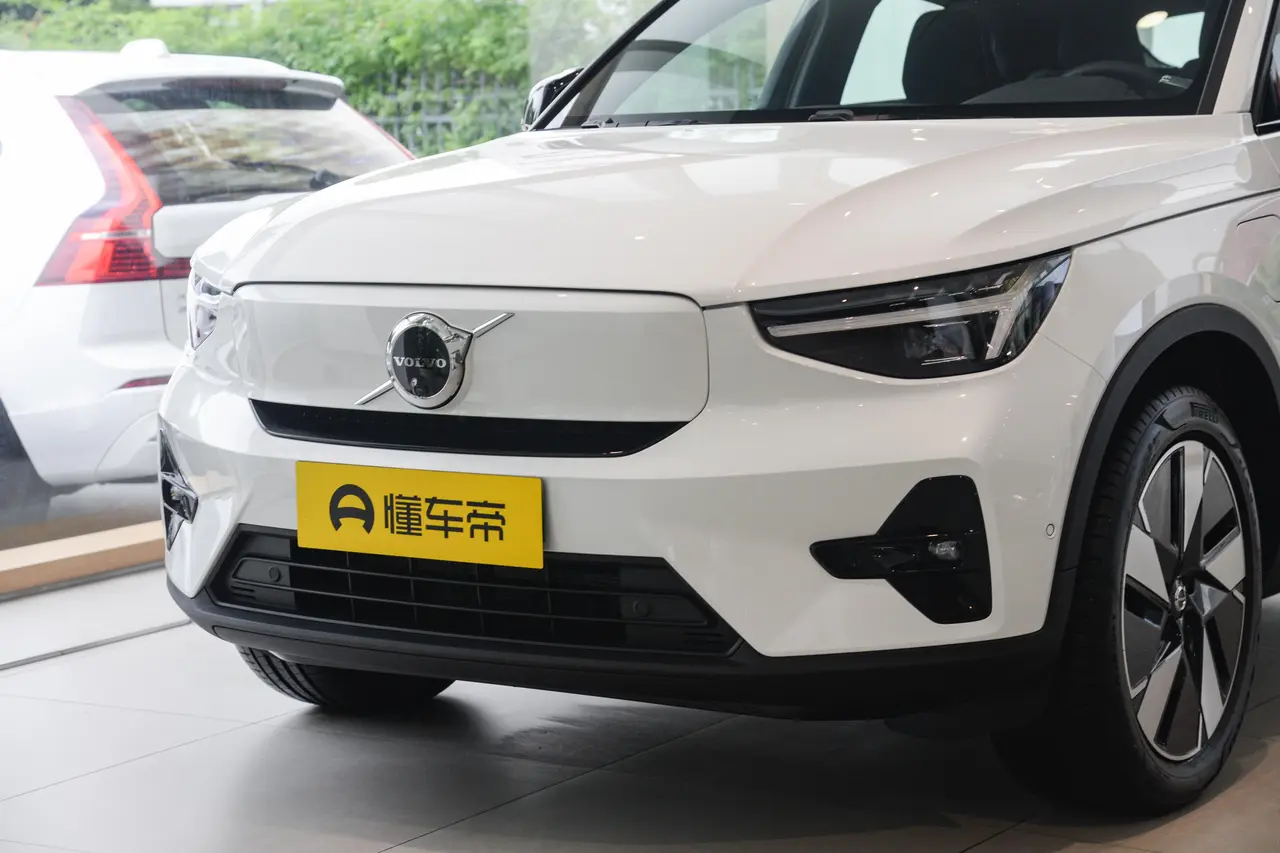 Volvo C40 Recharge 2024