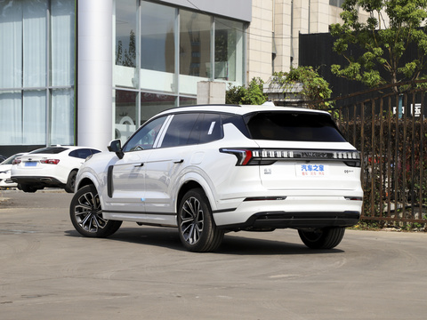 Lynk &amp; Co 09 2024