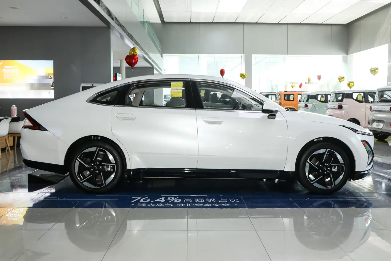 Wuling Starlight EV 2024